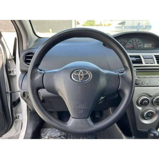 2012 TOYOTA YARIS  4-CYL, 1.5 LITER