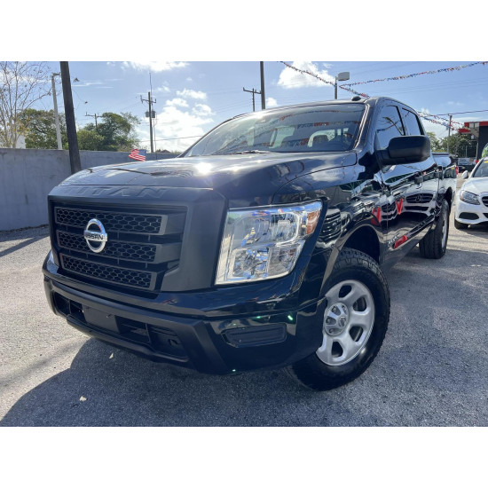 2020 NISSAN TITAN CREW CAB  V8, 5.6 LITER