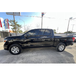 2020 NISSAN TITAN CREW CAB V8, 5.6 LITER 2020 NISSAN TITAN CREW CAB V8, 5.6 LITER