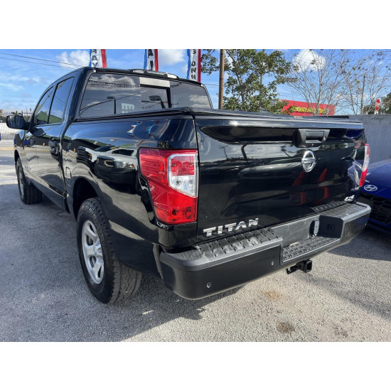 2020 NISSAN TITAN CREW CAB  V8, 5.6 LITER