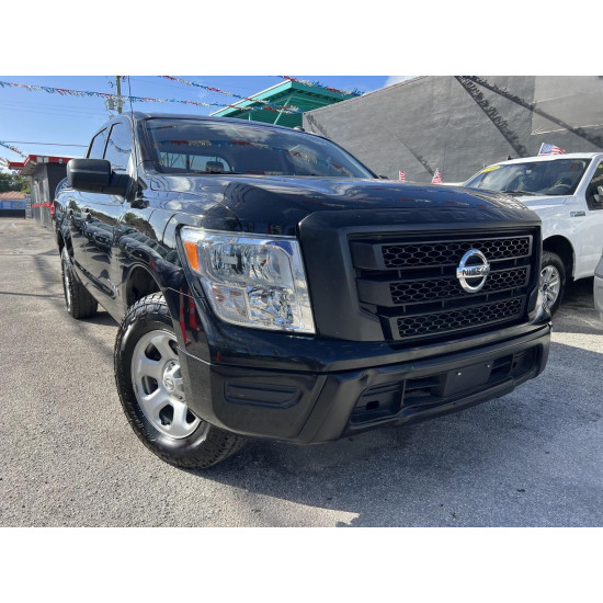 2020 NISSAN TITAN CREW CAB  V8, 5.6 LITER